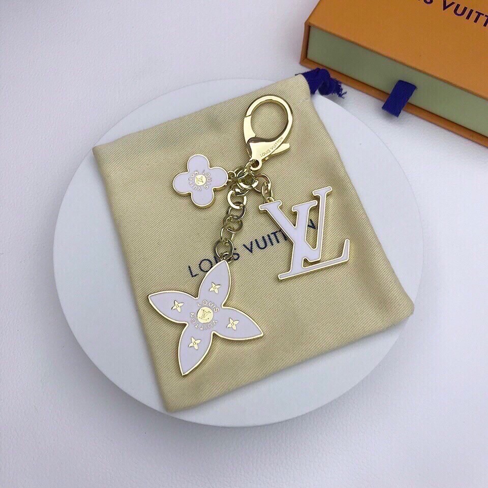 How to get Louis Vuitton bag charms replica in UK? (2022 updated)-Best Quality designer Bag Review, and online shopping, designer bag ru How to get Louis Vuitton bag charms replica in UK? (2022 updated)-Best Quality designer Bag Review, and online shopping, designer bag ru