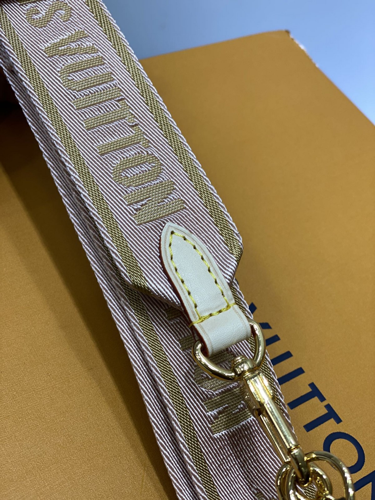How can I buy Louis Vuitton bag strap replica online？(2022 latest)-Best Quality designer Bag Review, and online shopping, designer bag ru