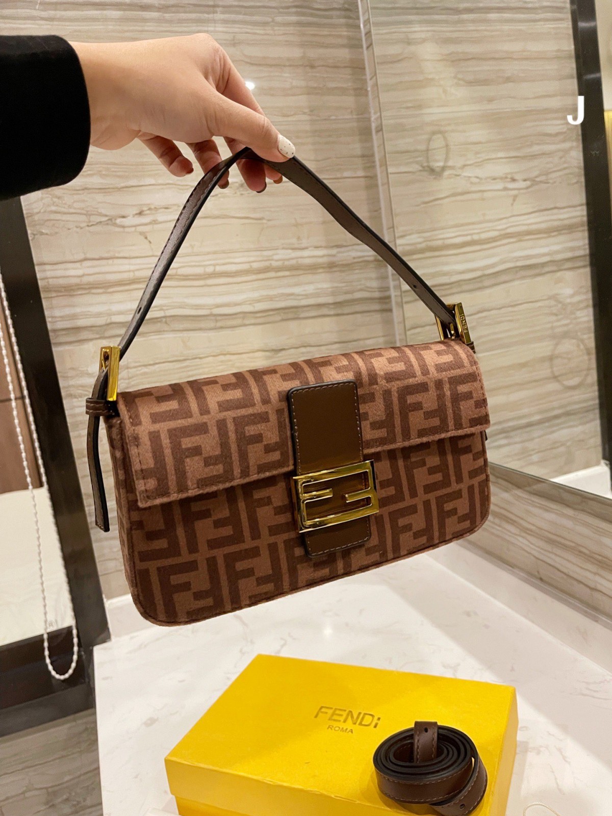 Where to buy good quality and cheap Fendi Baguette replica bags in NYC (2022 Latest)-Best Quality designer Bag Review, and online shopping, designer bag ru Where to buy good quality and cheap Fendi Baguette replica bags in NYC (2022 Latest)-Best Quality designer Bag Review, and online shopping, designer bag ru