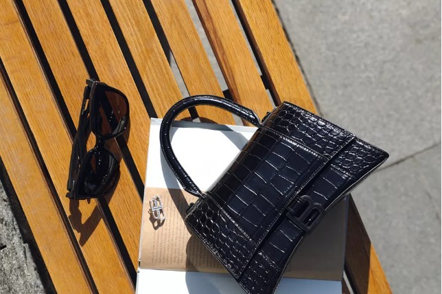 Top 16 most worthwhile replica bags to buy (2022 Special)-Best Quality designer Bag Review, and online shopping, designer bag ru Top 16 most worthwhile replica bags to buy (2022 Special)-Best Quality designer Bag Review, and online shopping, designer bag ru