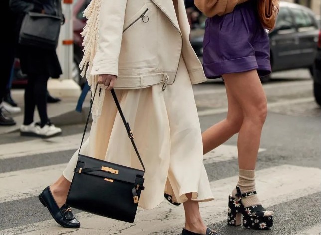 One of Saint Laurent’s most popular replica bags: Manhattan (2022 Edition)-Best Quality designer Bag Review, and online shopping, designer bag ru
