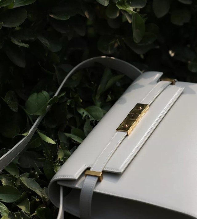One of Saint Laurent’s most popular replica bags: Manhattan (2022 Edition)-Best Quality designer Bag Review, and online shopping, designer bag ru