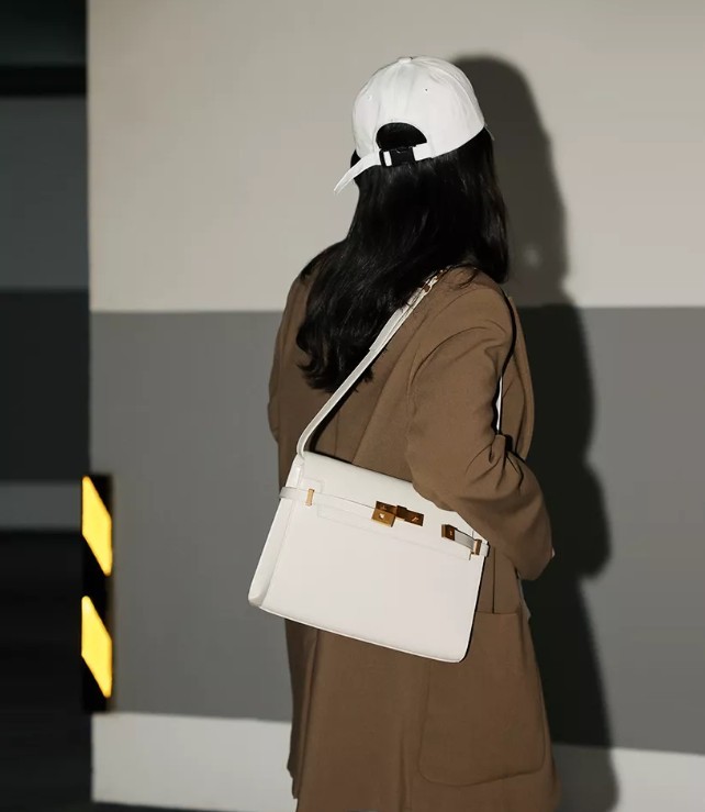 One of Saint Laurent’s most popular replica bags: Manhattan (2022 Edition)-Best Quality designer Bag Review, and online shopping, designer bag ru