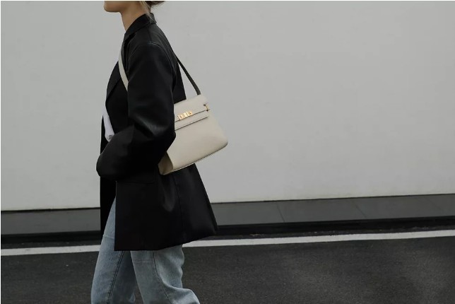 One of Saint Laurent’s most popular replica bags: Manhattan (2022 Edition)-Best Quality designer Bag Review, and online shopping, designer bag ru
