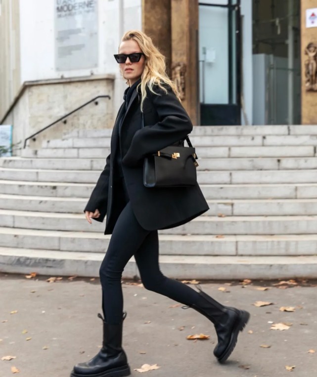 One of Saint Laurent’s most popular replica bags: Manhattan (2022 Edition)-Best Quality designer Bag Review, and online shopping, designer bag ru