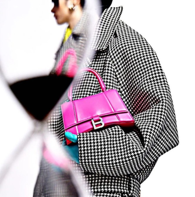 The most worth buying Balenciaga replica bags: Hourglass (2022 Special)-Best Quality designer Bag Review, and online shopping, designer bag ru