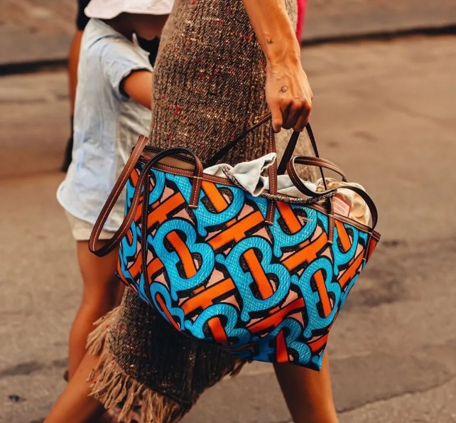 Top 10 of the most worthwhile replica bags (2022 Updated)-Best Quality designer Bag Review, and online shopping, designer bag ru