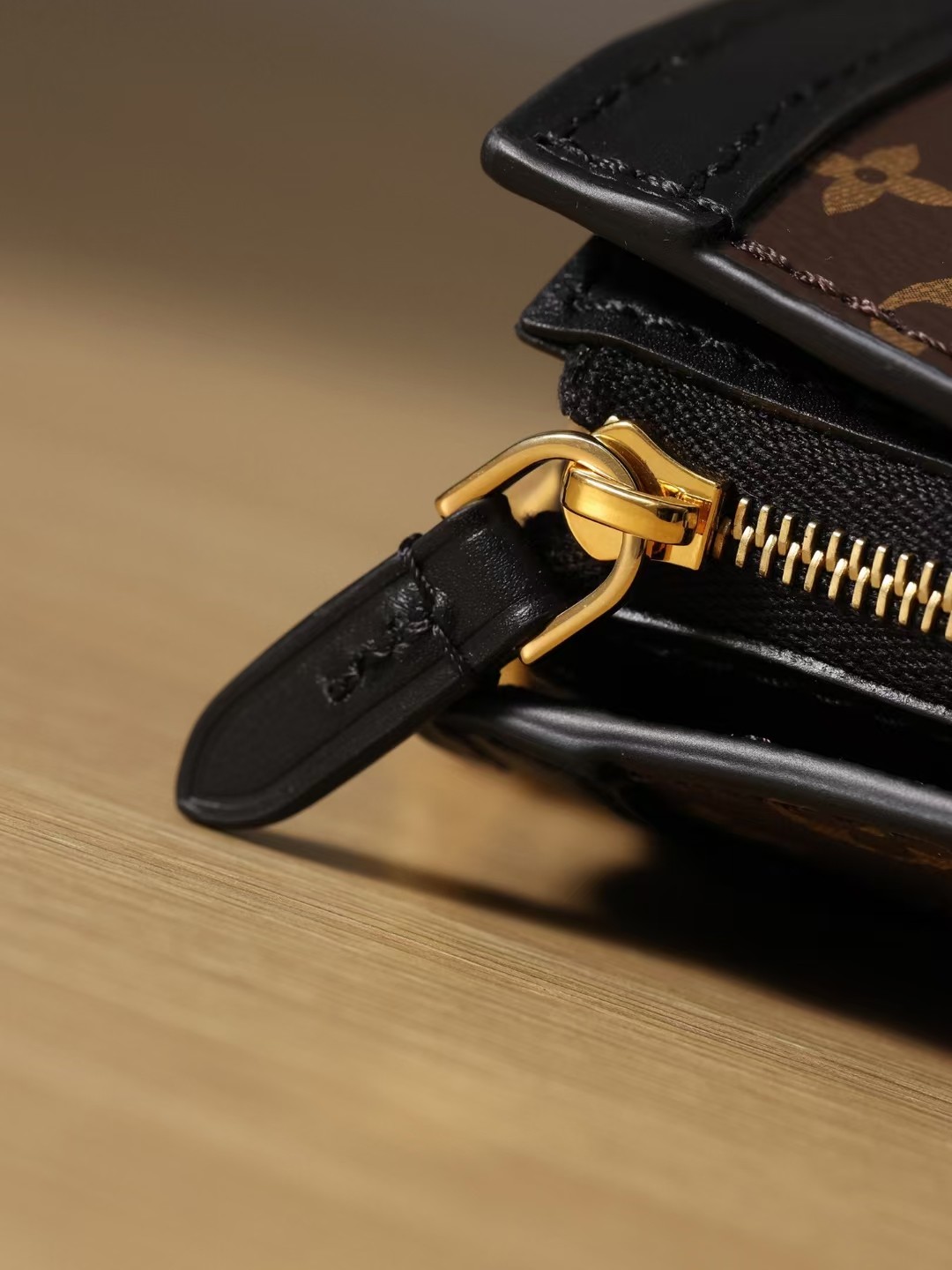 Louis Vuitton stores can not buy, why I buy top replica M43596 TRUNK CLUTCH bags? (2022 updated))-Best Quality designer Bag Review, and online shopping, designer bag ru