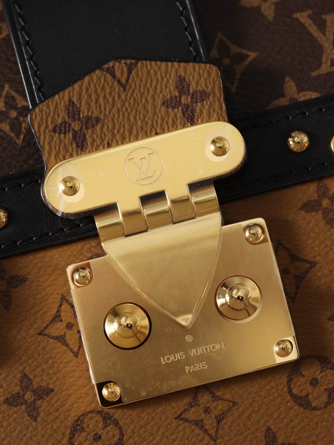 Louis Vuitton stores can not buy, why I buy top replica M43596 TRUNK CLUTCH bags? (2022 updated))-Best Quality designer Bag Review, and online shopping, designer bag ru
