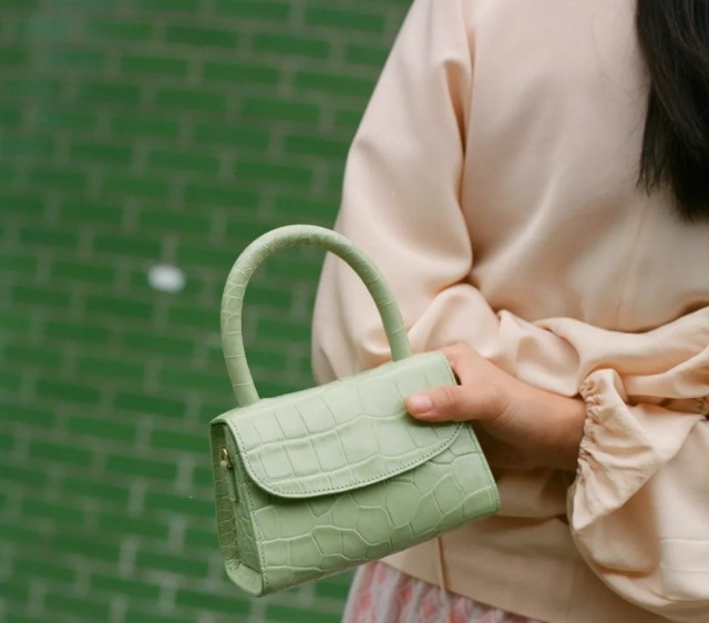 Top 8 brands of the most popular green replica bags (2022 Special)-Best Quality designer Bag Review, and online shopping, designer bag ru Top 8 brands of the most popular green replica bags (2022 Special)-Best Quality designer Bag Review, and online shopping, designer bag ru