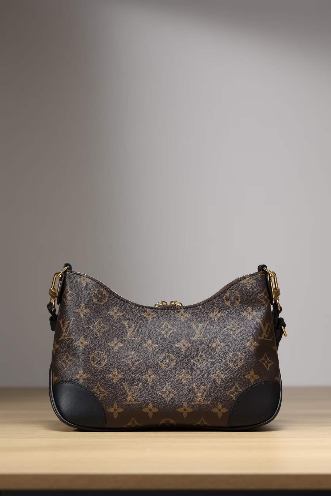 Louis Vuitton M45831 BOULOGNE Top Replica Handbag (2022 Updated)-Best Quality designer Bag Review, and online shopping, designer bag ru