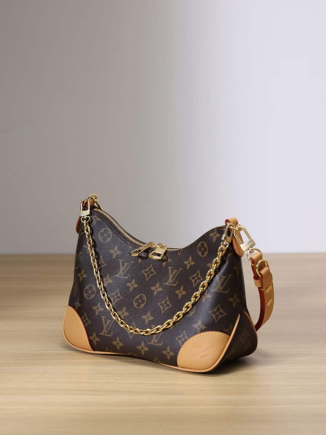 Louis Vuitton M45832 Boulogne Top Replica Handbag Overall Appearance (2022 Edition)-Best Quality designer Bag Review, and online shopping, designer bag ru Louis Vuitton M45832 Boulogne Top Replica Handbag Overall Appearance (2022 Edition)-Best Quality designer Bag Review, and online shopping, designer bag ru