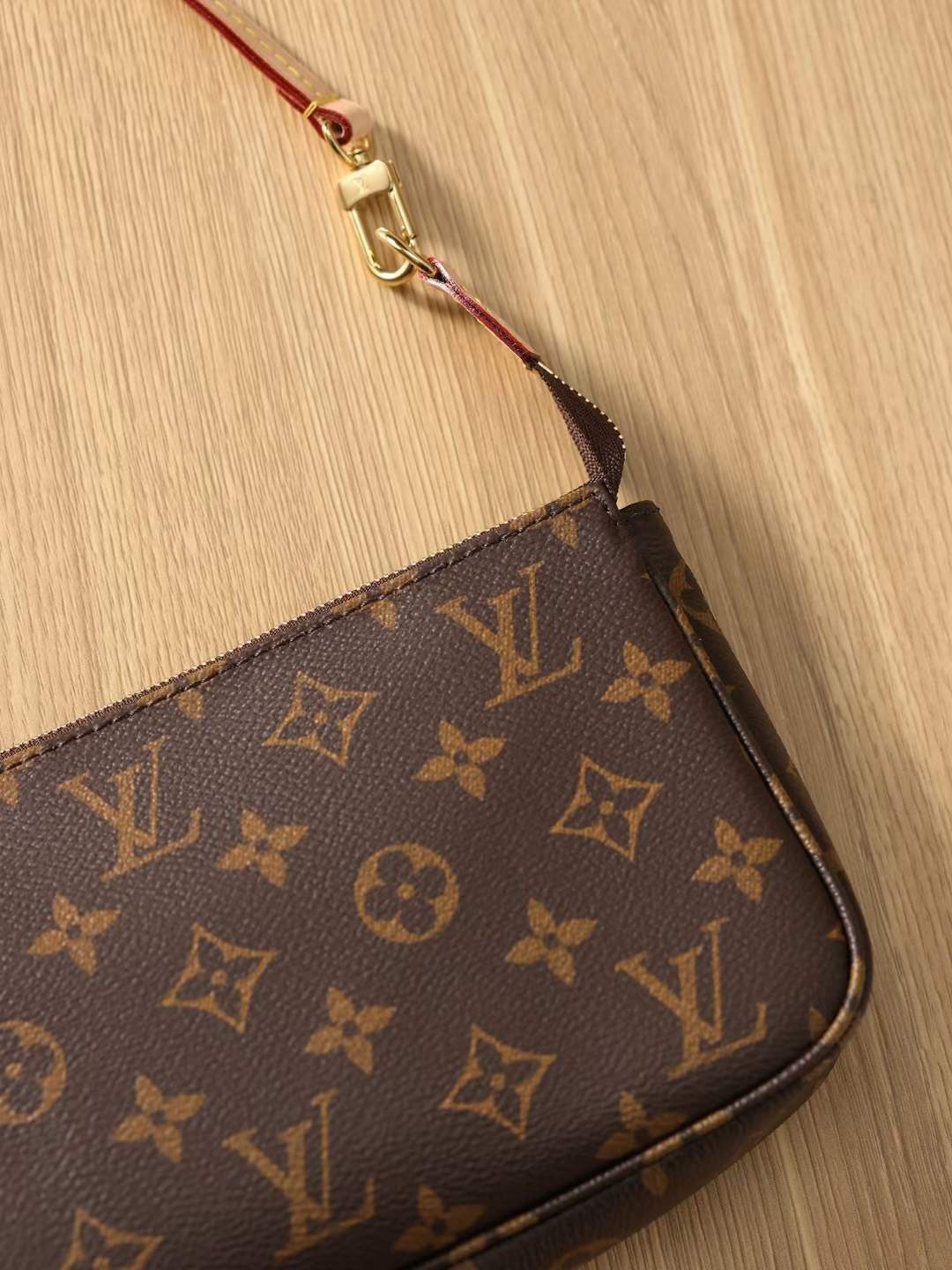 Louis Vuitton M40712 Pochette Accessoires top replica bag 23.5 x 13.5 x 4 cm (2022 Latest)-Best Quality designer Bag Review, and online shopping, designer bag ru