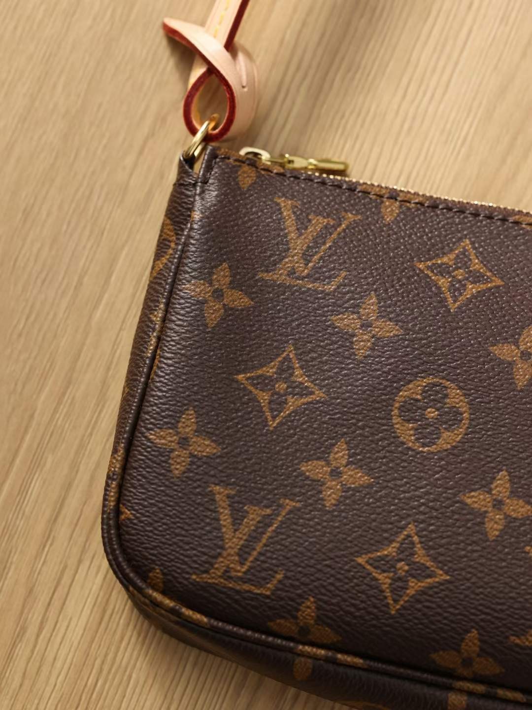Louis Vuitton M40712 Pochette Accessoires top replica bag 23.5 x 13.5 x 4 cm (2022 Latest)-Best Quality designer Bag Review, and online shopping, designer bag ru