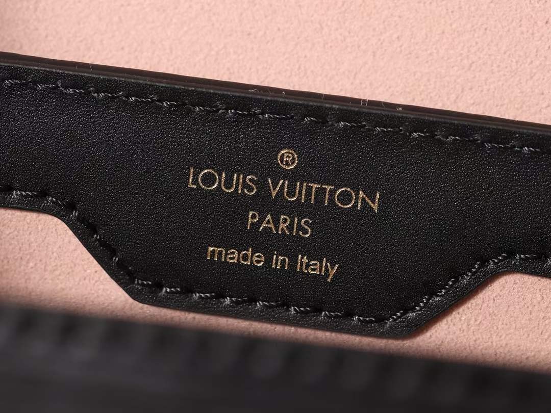 M58655 Louis Vuitton PAPILLON TRUNK top replica bags 19x9x9cm Monogram interior detail (2022 Updated)-Best Quality designer Bag Review, and online shopping, designer bag ru M58655 Louis Vuitton PAPILLON TRUNK top replica bags 19x9x9cm Monogram interior detail (2022 Updated)-Best Quality designer Bag Review, and online shopping, designer bag ru
