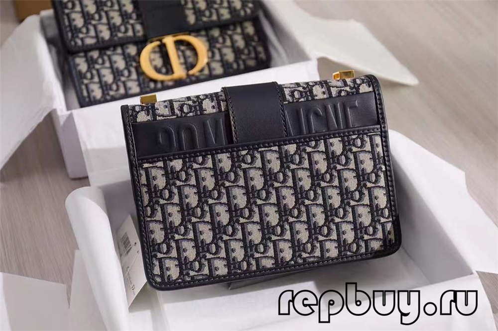 Dior 30 Montaigne top replica bags 24cm Packaging and shipping details (2022 Edition)-Best Quality designer Bag Review, and online shopping, designer bag ru Dior 30 Montaigne top replica bags 24cm Packaging and shipping details (2022 Edition)-Best Quality designer Bag Review, and online shopping, designer bag ru