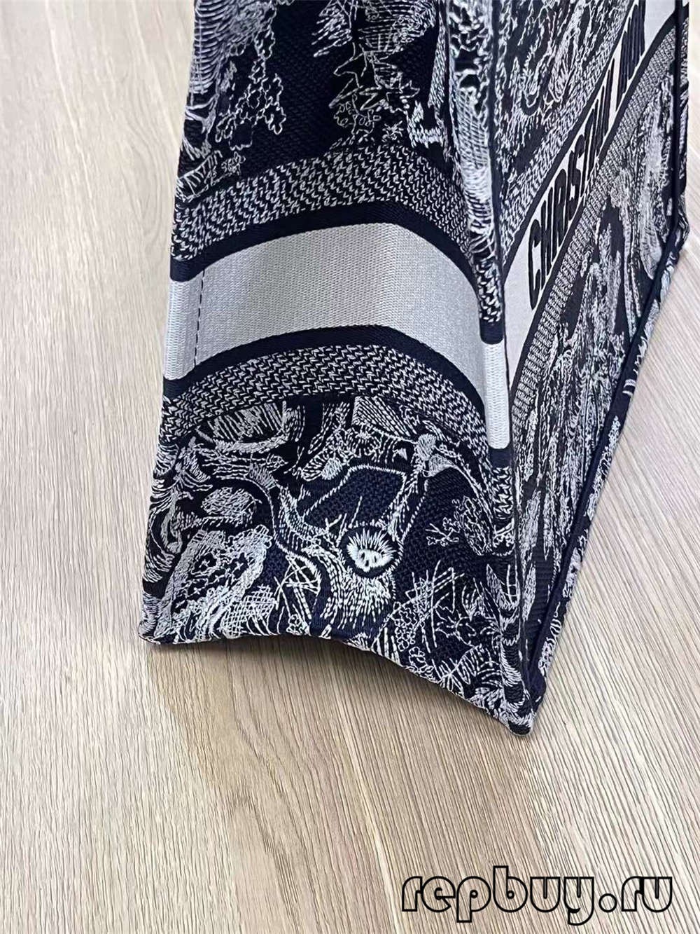 Dior Book Tote Small top replica bags 36cm (2022 Edition )-Best Quality designer Bag Review, and online shopping, designer bag ru Dior Book Tote Small top replica bags 36cm (2022 Edition )-Best Quality designer Bag Review, and online shopping, designer bag ru