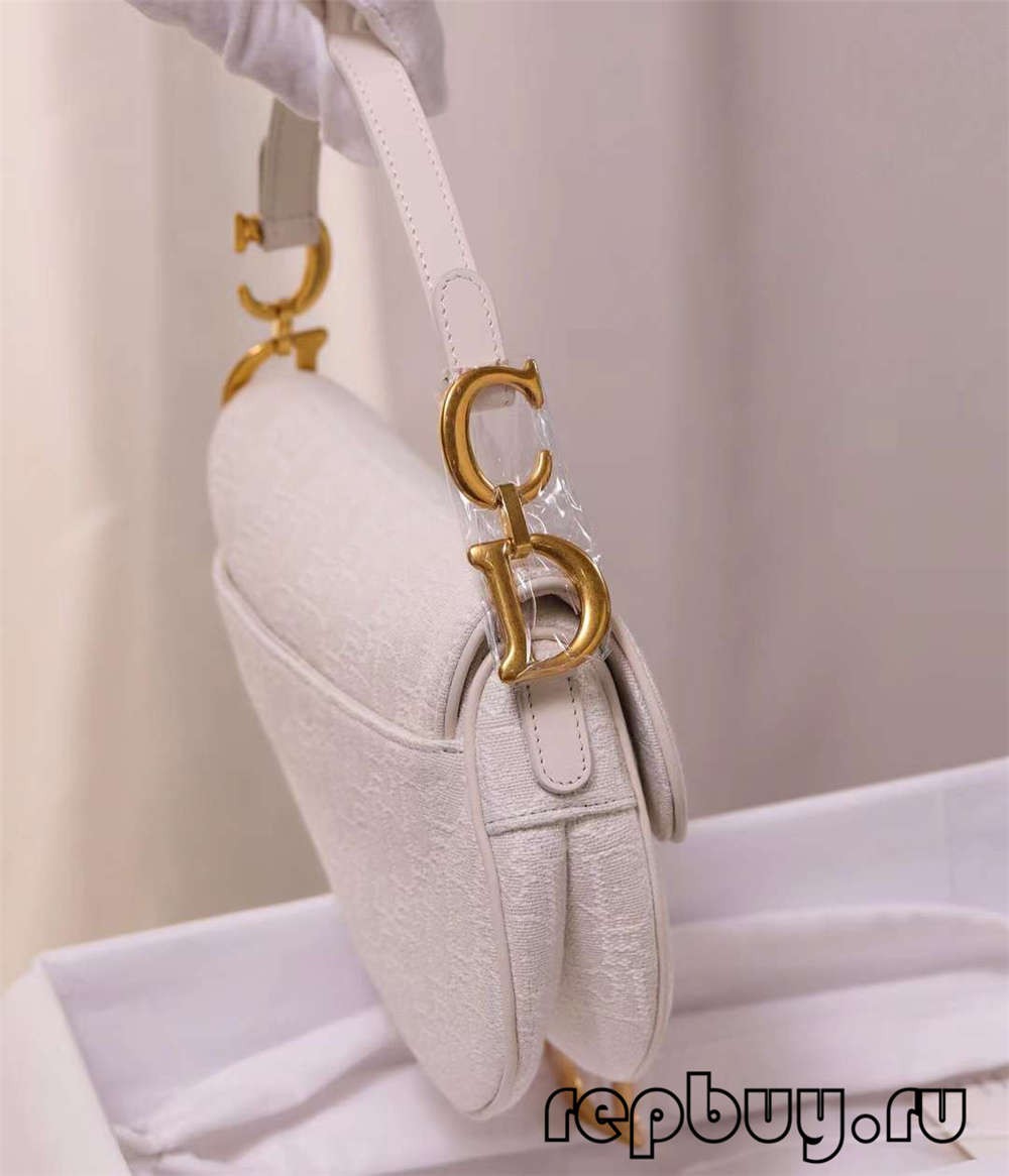 Dior top replica bags white saddle bag 21cm small (2022 Edition)-Best Quality designer Bag Review, and online shopping, designer bag ru Dior top replica bags white saddle bag 21cm small (2022 Edition)-Best Quality designer Bag Review, and online shopping, designer bag ru