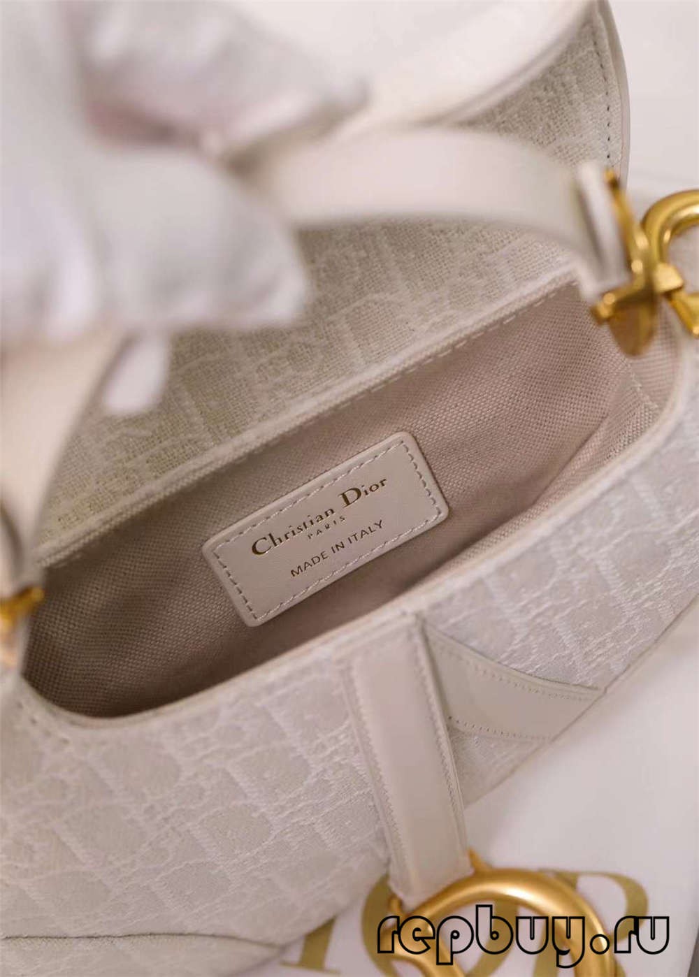 Dior Top Replica Bags White Saddle Bag 21cm Small Craft Details (2022 Latest)-Best Quality designer Bag Review, and online shopping, designer bag ru