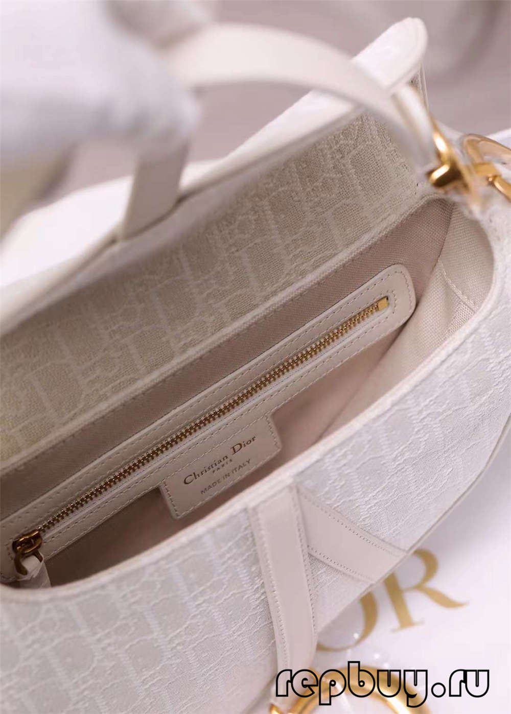Dior Top Replica Bags White Saddle Bag 25cm Detail (2022 Updated)-Best Quality designer Bag Review, and online shopping, designer bag ru