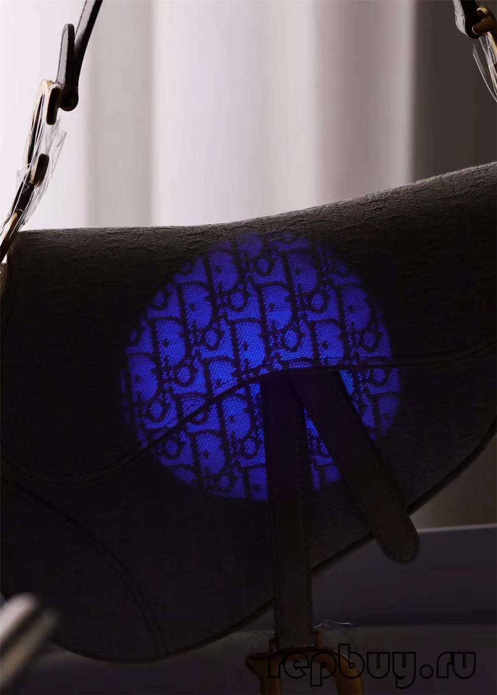 Dior top replica bags white saddle bag large 25cm fluorescent effect details (2022 Latest)-Best Quality designer Bag Review, and online shopping, designer bag ru