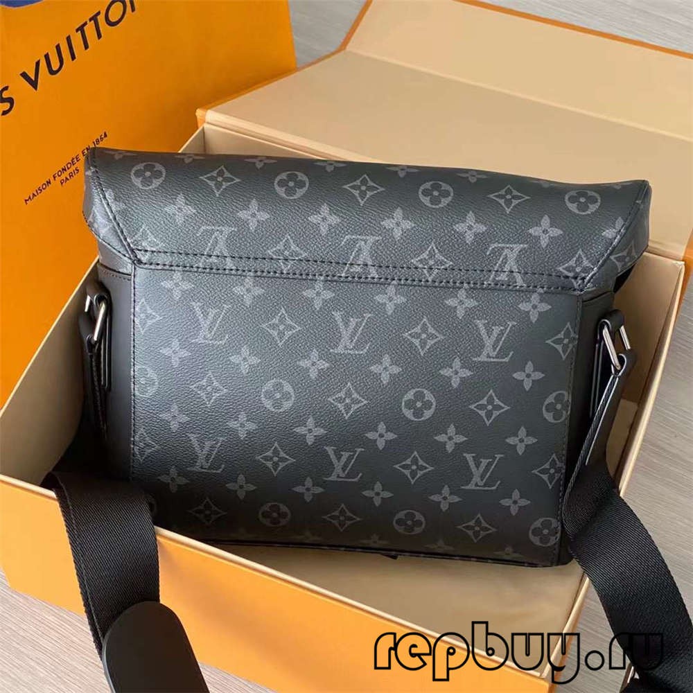 Louis Vuitton M40511 Voyager Traveler Men’s Top Replica Messenger Bag (2022 Latest)-Best Quality designer Bag Review, and online shopping, designer bag ru