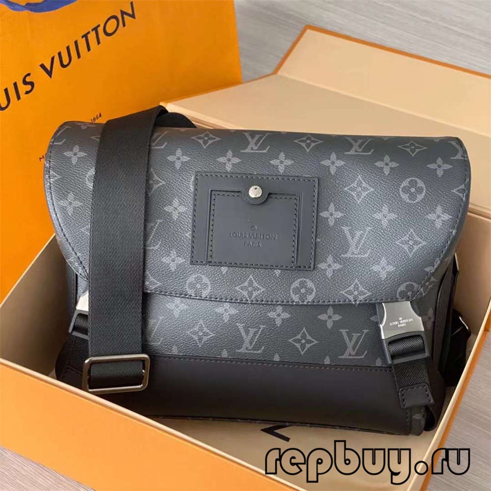 Louis Vuitton M40511 Voyager Traveler Men’s Top Replica Messenger Bag (2022 Latest)-Best Quality designer Bag Review, and online shopping, designer bag ru