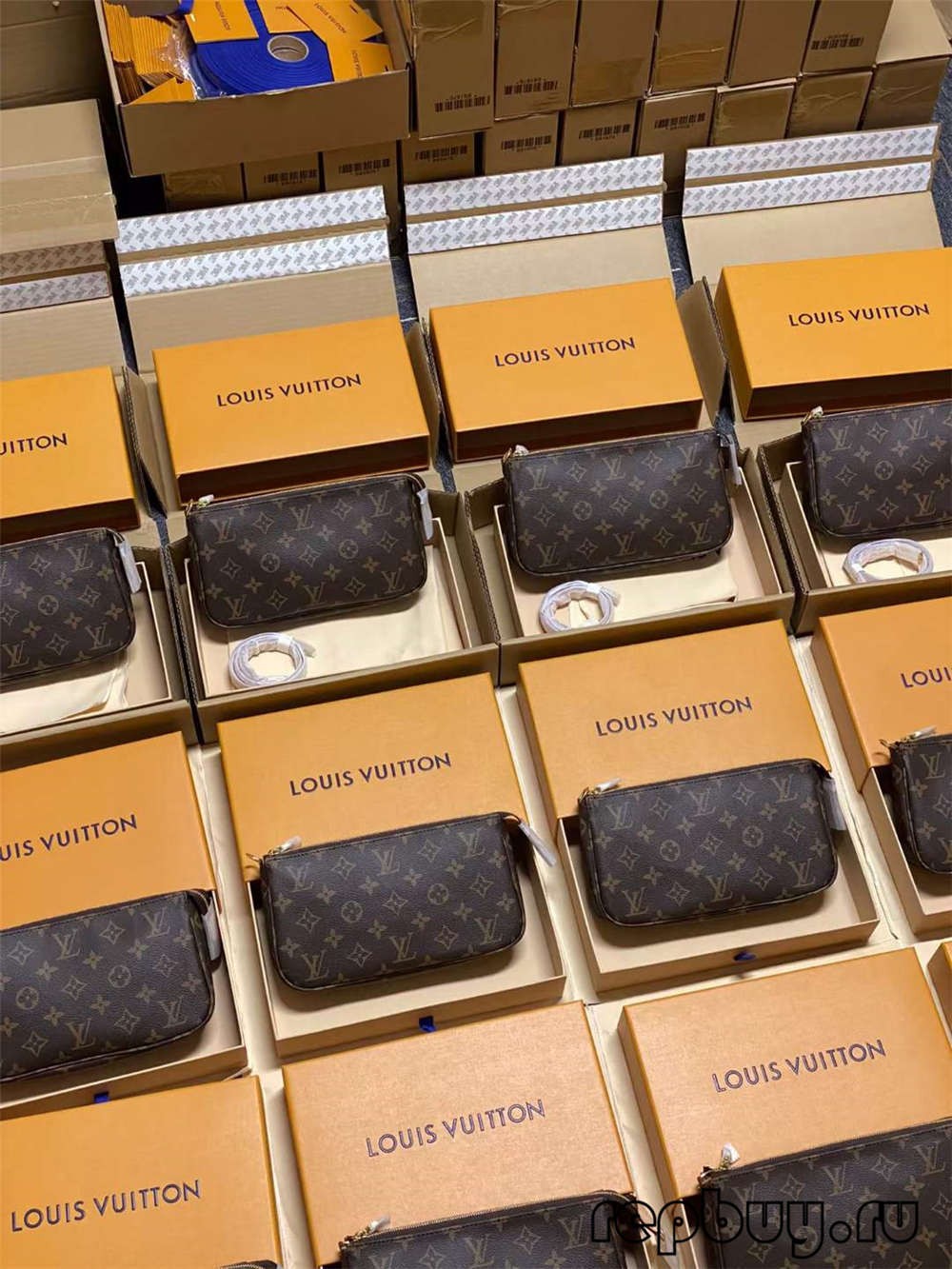 Louis Vuitton M40712 Pochette Accessoires top Replica Handbags Shipping (2022 Latest)-Best Quality designer Bag Review, and online shopping, designer bag ru