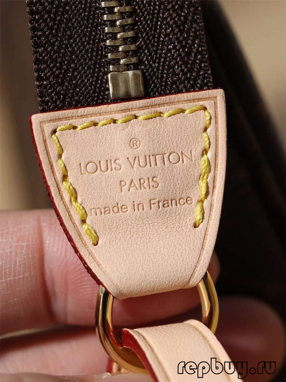 Louis Vuitton M40712 Pochette Accessoires top replica handbags Closure Logo and hardware details (2022 Special)-Best Quality designer Bag Review, and online shopping, designer bag ru
