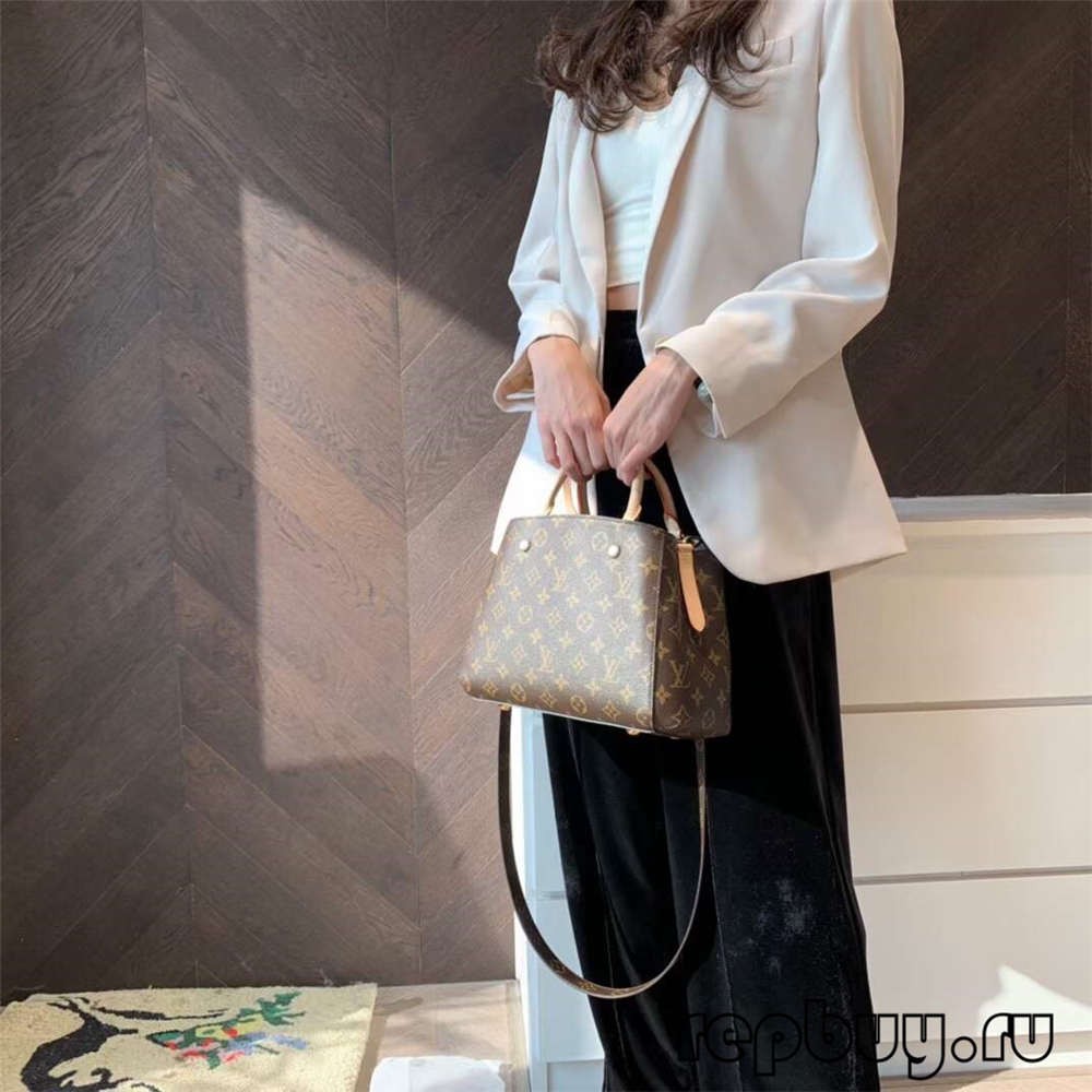 Louis Vuitton M41055 Montaigne BB Top Replica Handbags Use Effect (2022 Latest)-Best Quality designer Bag Review, and online shopping, designer bag ru Louis Vuitton M41055 Montaigne BB Top Replica Handbags Use Effect (2022 Latest)-Best Quality designer Bag Review, and online shopping, designer bag ru
