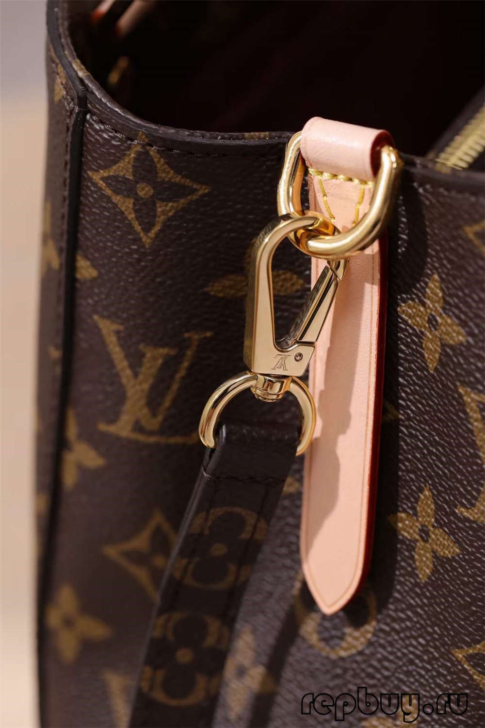 Louis Vuitton M41055 Montaigne BB top replica handbags Hardware details (2022 Latest)-Best Quality designer Bag Review, and online shopping, designer bag ru Louis Vuitton M41055 Montaigne BB top replica handbags Hardware details (2022 Latest)-Best Quality designer Bag Review, and online shopping, designer bag ru