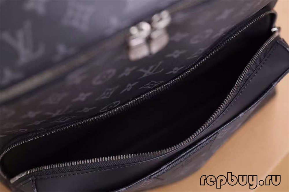 Louis Vuitton M43186 Discovery 40cm Top duffel bag Fabric and stitching details (2022 Udated)-Best Quality designer Bag Review, and online shopping, designer bag ru Louis Vuitton M43186 Discovery 40cm Top duffel bag Fabric and stitching details (2022 Udated)-Best Quality designer Bag Review, and online shopping, designer bag ru