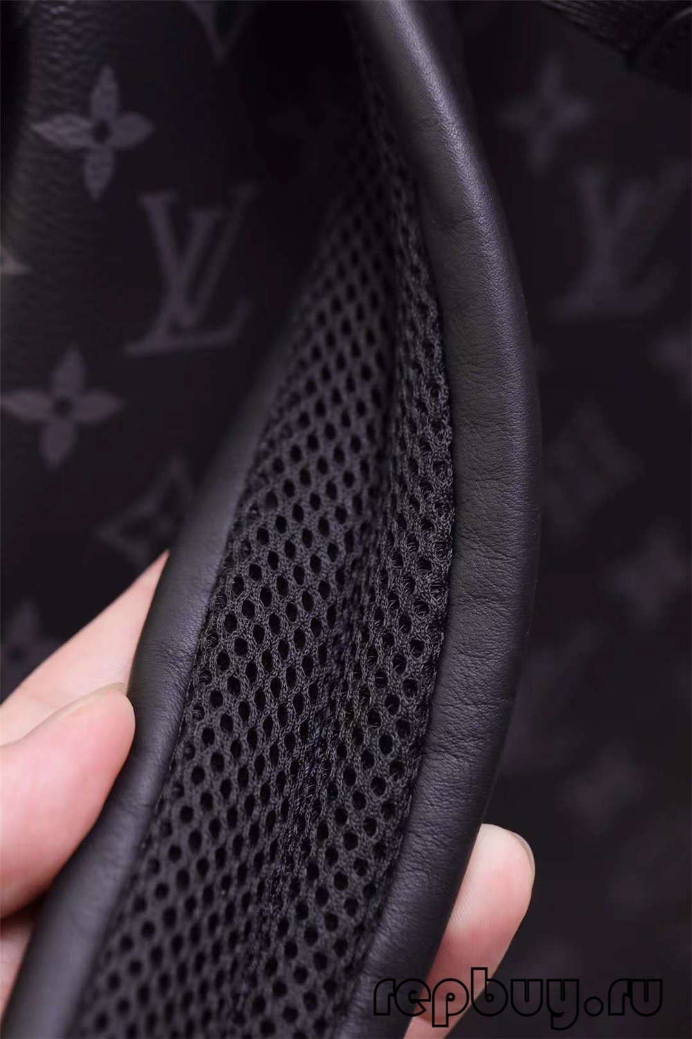 Louis Vuitton M43186 Discovery 40cm Top duffel bag Details (2022 Latest)-Best Quality designer Bag Review, and online shopping, designer bag ru Louis Vuitton M43186 Discovery 40cm Top duffel bag Details (2022 Latest)-Best Quality designer Bag Review, and online shopping, designer bag ru