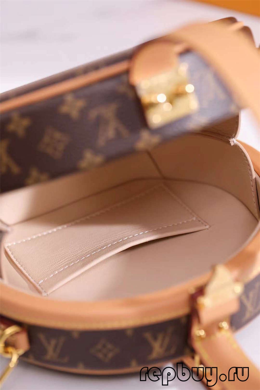 Louis Vuitton M43514 PETITE BOITE CHAPEAU 17.5cm top replica bags Version details (2022 Special)-Best Quality designer Bag Review, and online shopping, designer bag ru Louis Vuitton M43514 PETITE BOITE CHAPEAU 17.5cm top replica bags Version details (2022 Special)-Best Quality designer Bag Review, and online shopping, designer bag ru