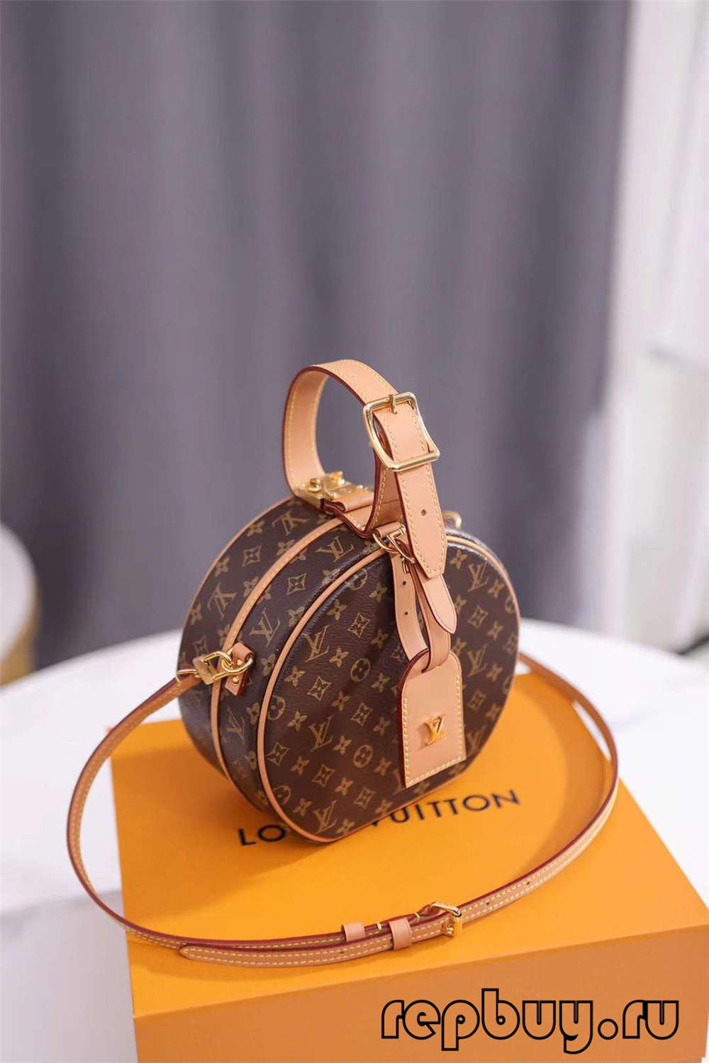 Louis Vuitton M43514 PETITE BOITE CHAPEAU 17.5cm top replica bags (2022 Special)-Best Quality designer Bag Review, and online shopping, designer bag ru Louis Vuitton M43514 PETITE BOITE CHAPEAU 17.5cm top replica bags (2022 Special)-Best Quality designer Bag Review, and online shopping, designer bag ru