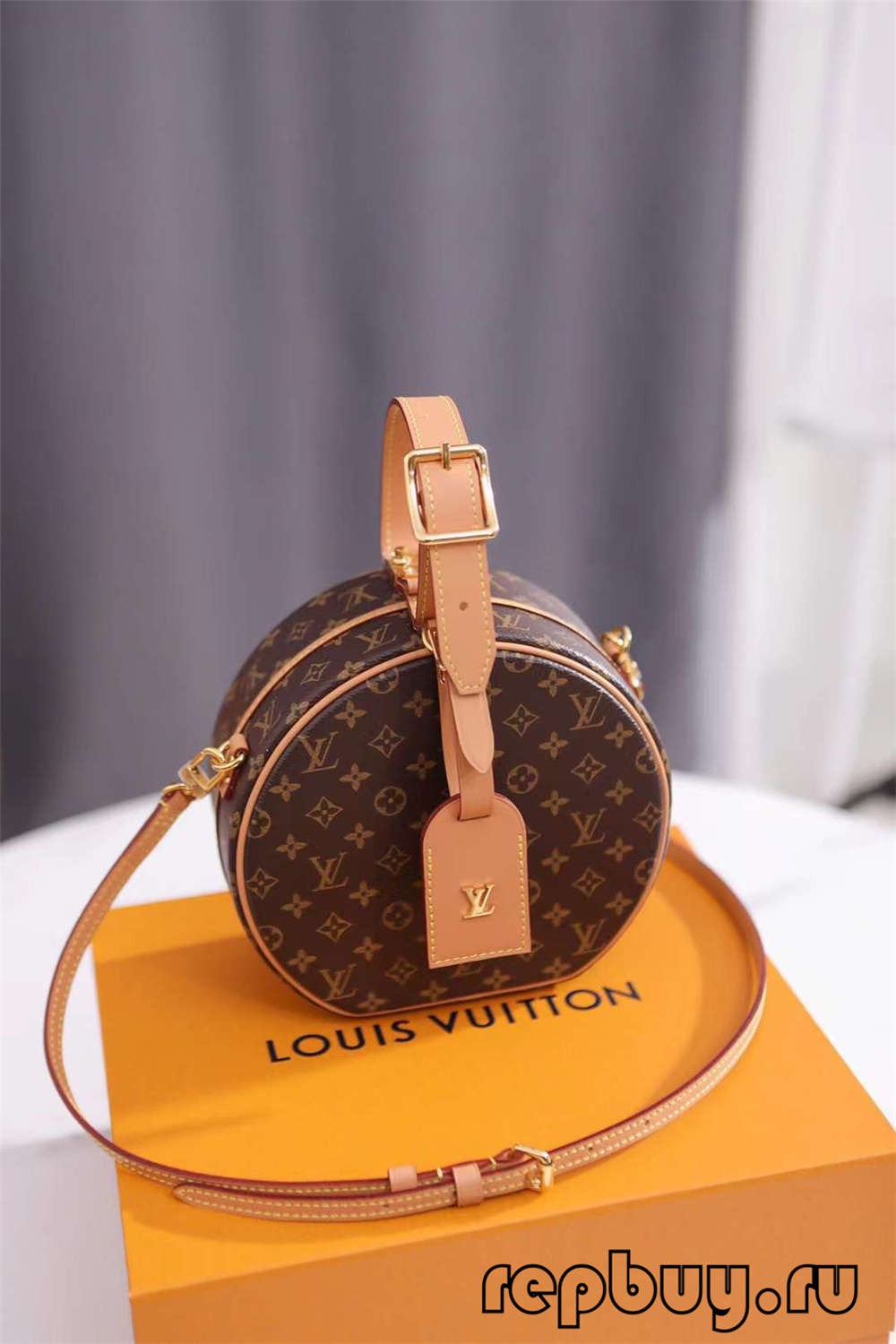 Louis Vuitton M43514 PETITE BOITE CHAPEAU 17.5cm top replica bags (2022 Special)-Best Quality designer Bag Review, and online shopping, designer bag ru Louis Vuitton M43514 PETITE BOITE CHAPEAU 17.5cm top replica bags (2022 Special)-Best Quality designer Bag Review, and online shopping, designer bag ru