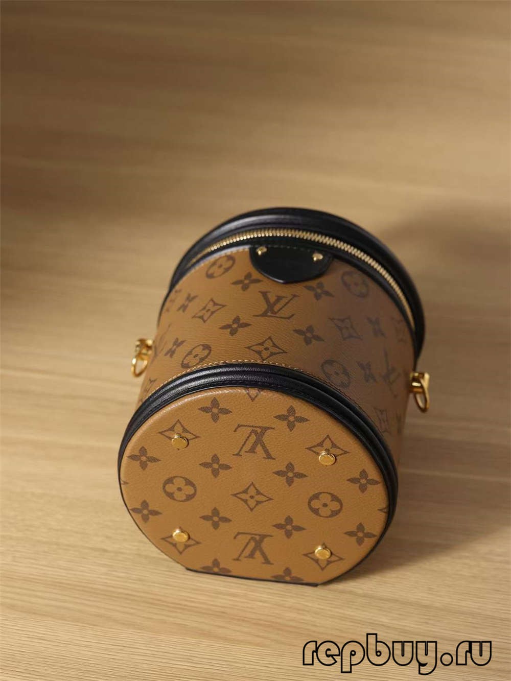 Louis Vuitton M43986 CANNES Top Replica Handbag (2022 Edition)-Best Quality designer Bag Review, and online shopping, designer bag ru