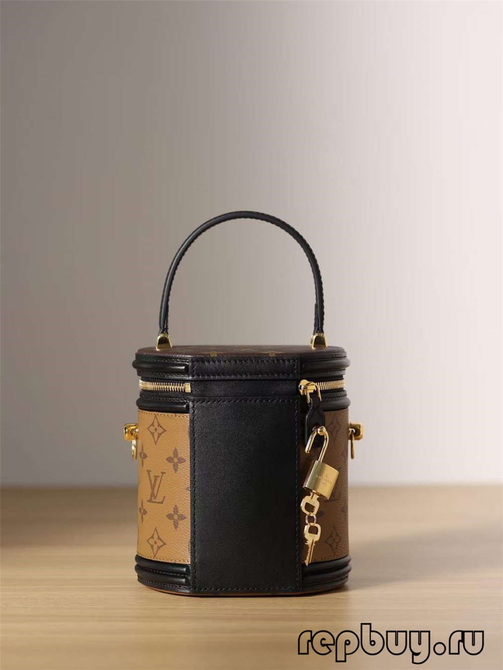 Louis Vuitton M43986 CANNES Top Replica Handbag (2022 Edition)-Best Quality designer Bag Review, and online shopping, designer bag ru