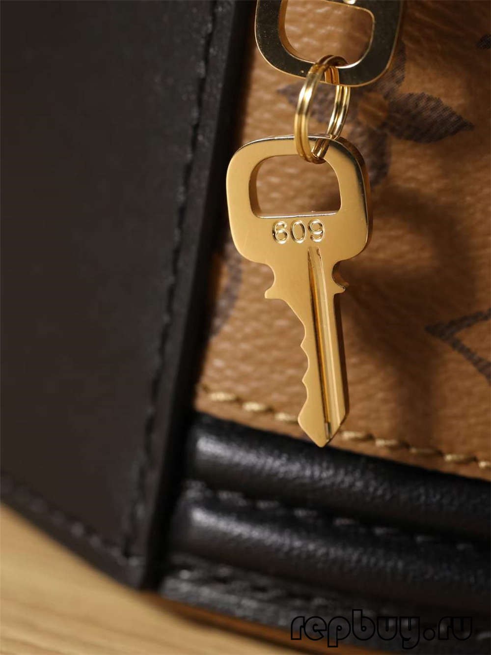 Louis Vuitton M43986 CANNES top replica handbags Hardware and interior pocket details (2022 Updated)-Best Quality designer Bag Review, and online shopping, designer bag ru