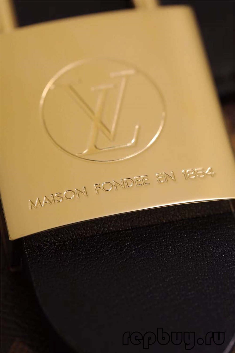 Louis Vuitton M44141 20cm Lock BB Black top replica bags (2022 Special)-Best Quality designer Bag Review, and online shopping, designer bag ru