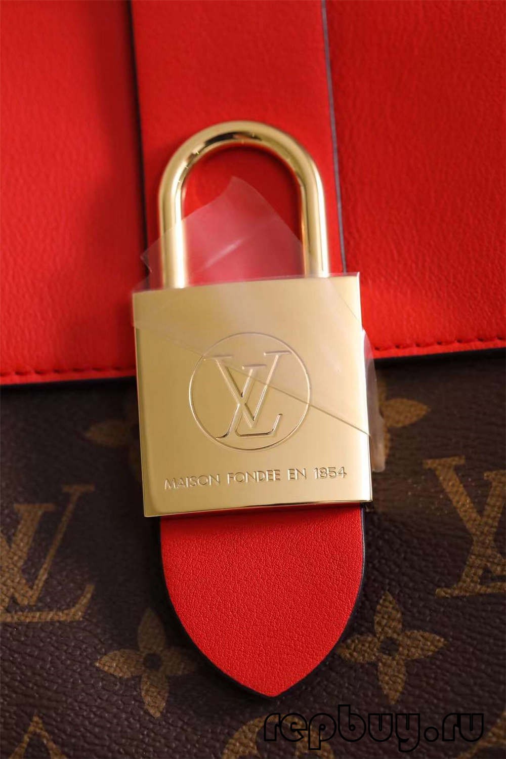 Louis Vuitton M44322 20cm Lock BB Red Top Replica Bags (2022 Latest)-Best Quality designer Bag Review, and online shopping, designer bag ru