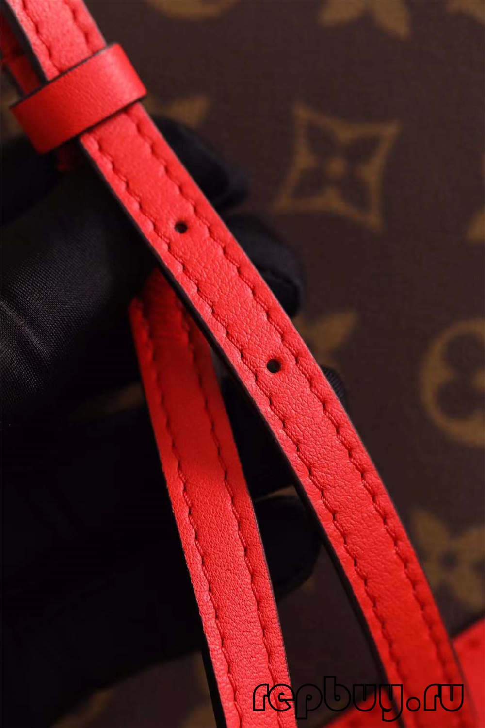 Louis Vuitton M44322 20cm Lock BB Red Top Replica Bags (2022 Latest)-Best Quality designer Bag Review, and online shopping, designer bag ru
