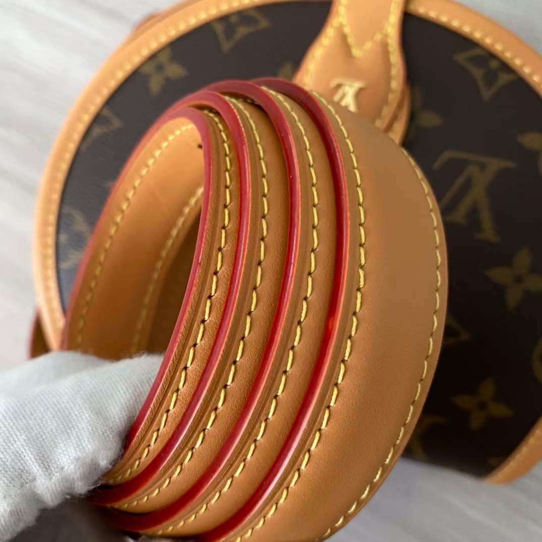 Louis Vuitton M44860 Tambourin top replica handbags Logo and stitching details (2022 Updated)-Best Quality designer Bag Review, and online shopping, designer bag ru Louis Vuitton M44860 Tambourin top replica handbags Logo and stitching details (2022 Updated)-Best Quality designer Bag Review, and online shopping, designer bag ru