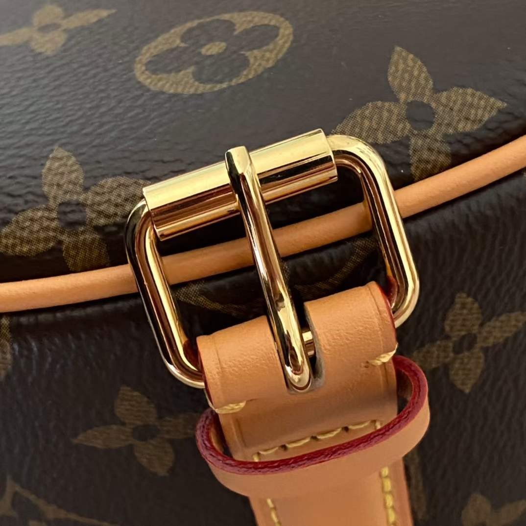 Louis Vuitton M44860 Tambourin top replica handbags Logo and stitching details (2022 Updated)-Best Quality designer Bag Review, and online shopping, designer bag ru Louis Vuitton M44860 Tambourin top replica handbags Logo and stitching details (2022 Updated)-Best Quality designer Bag Review, and online shopping, designer bag ru