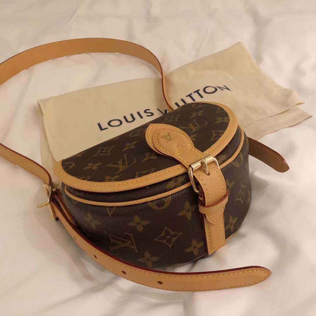 Louis Vuitton M44860 Tambourin Top Replica Handbags Customer’s photo (2022 Special)-Best Quality designer Bag Review, and online shopping, designer bag ru