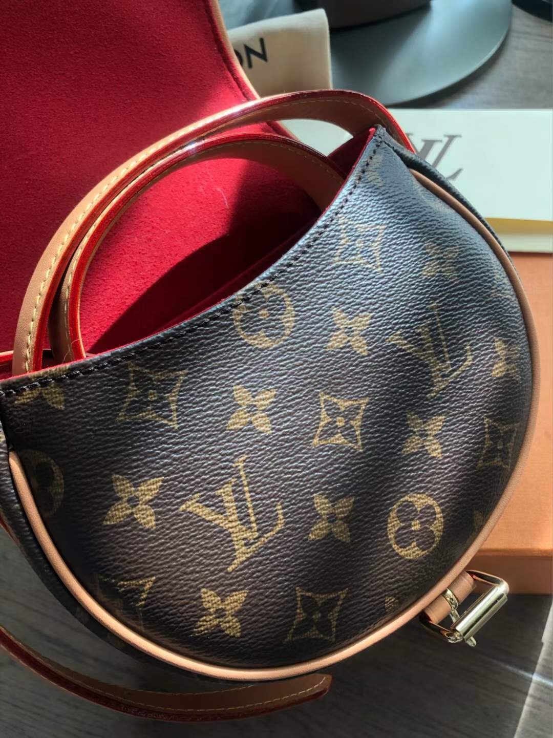 Louis Vuitton M44860 Tambourin Top Replica Handbags Customer’s photo (2022 Special)-Best Quality designer Bag Review, and online shopping, designer bag ru