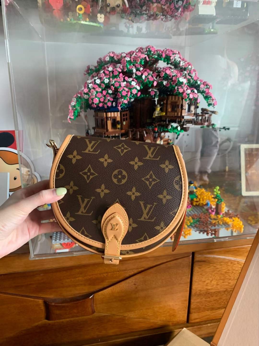 Louis Vuitton M44860 Tambourin Top Replica Handbags Customer’s photo (2022 Special)-Best Quality designer Bag Review, and online shopping, designer bag ru