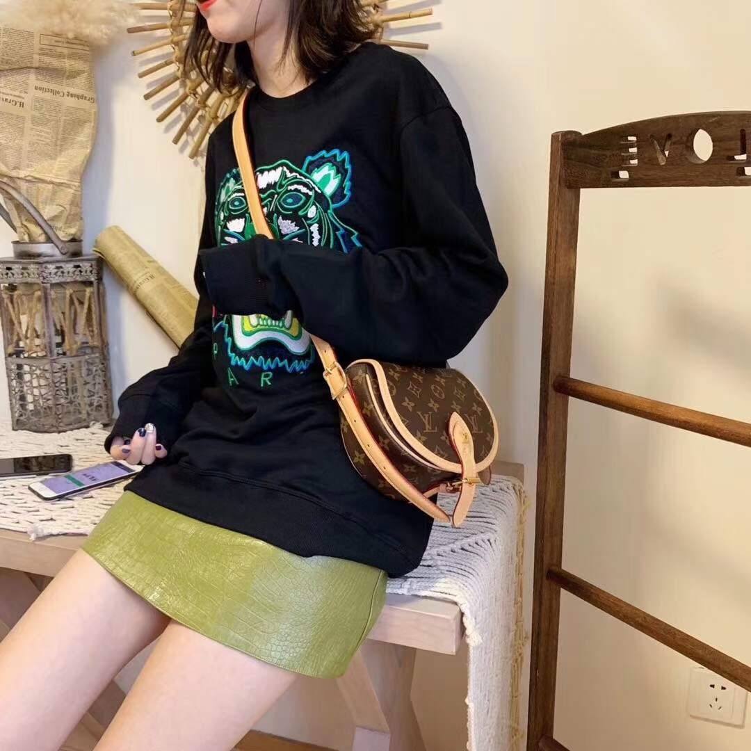 Louis Vuitton M44860 Tambourin Top Replica Handbag Top Result (2022 Edition)-Best Quality designer Bag Review, and online shopping, designer bag ru