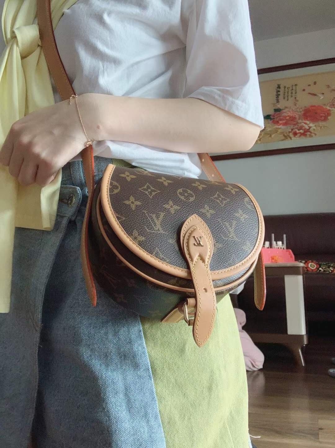 Louis Vuitton M44860 Tambourin Top Replica Handbag Top Result (2022 Edition)-Best Quality designer Bag Review, and online shopping, designer bag ru