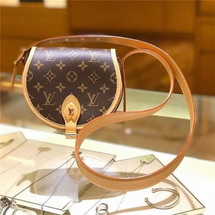 Louis Vuitton M44860 Tambourin Top Replica Handbag view (2022 Updated)-Best Quality designer Bag Review, and online shopping, designer bag ru